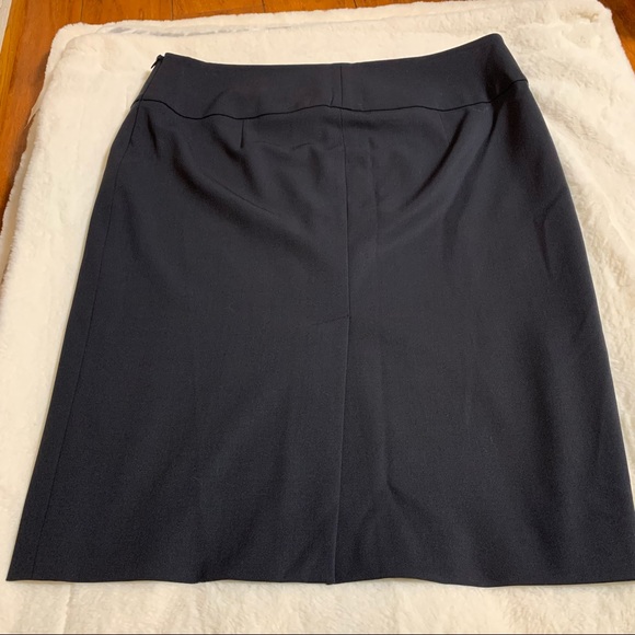 Peserico Skirt/Color Navy/Size 50 Italy (USA Size 14) - Picture 5 of 9